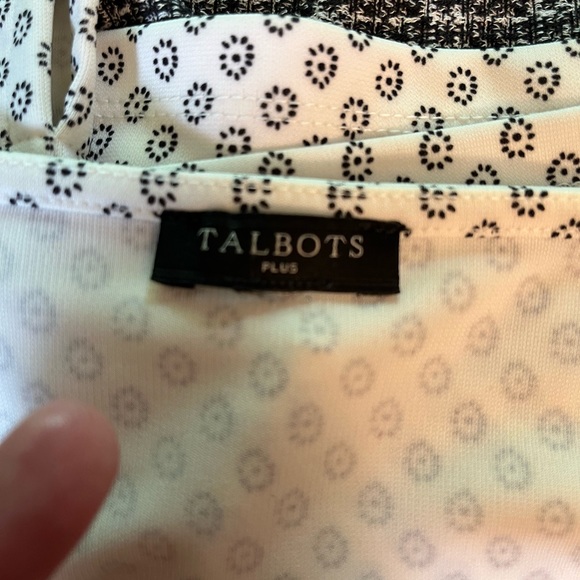 Talbots Plus cream with black pattern sleeveless top SZ 2X - Picture 3 of 3